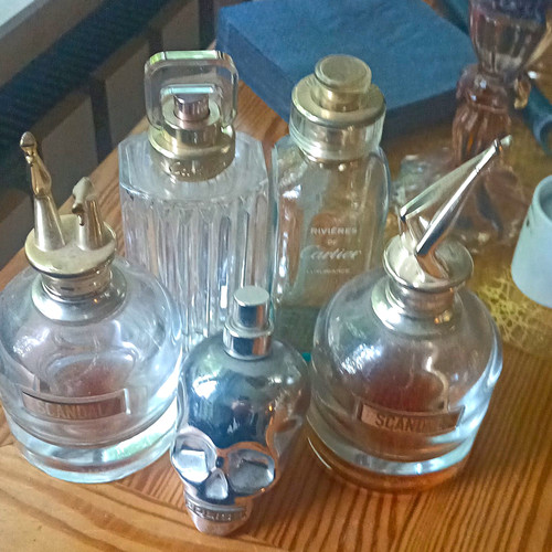 Sammlung parfumflakons aus - parfumflakons,