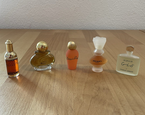 Konvolut parfum miniaturen - konvolut, parfum-miniaturen